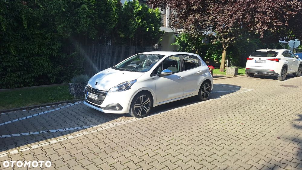 Peugeot 208 PureTech 110 Stop & Start EAT6 Allure - 3