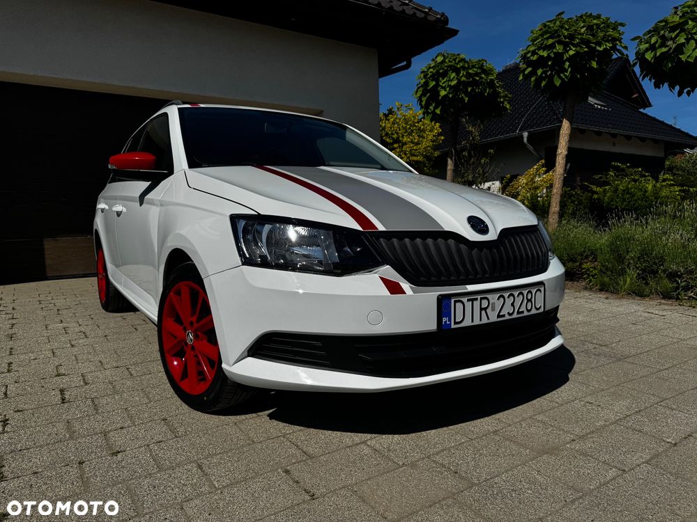 Skoda Fabia 1.2 TSI Cool Edition Red & Grey - 1