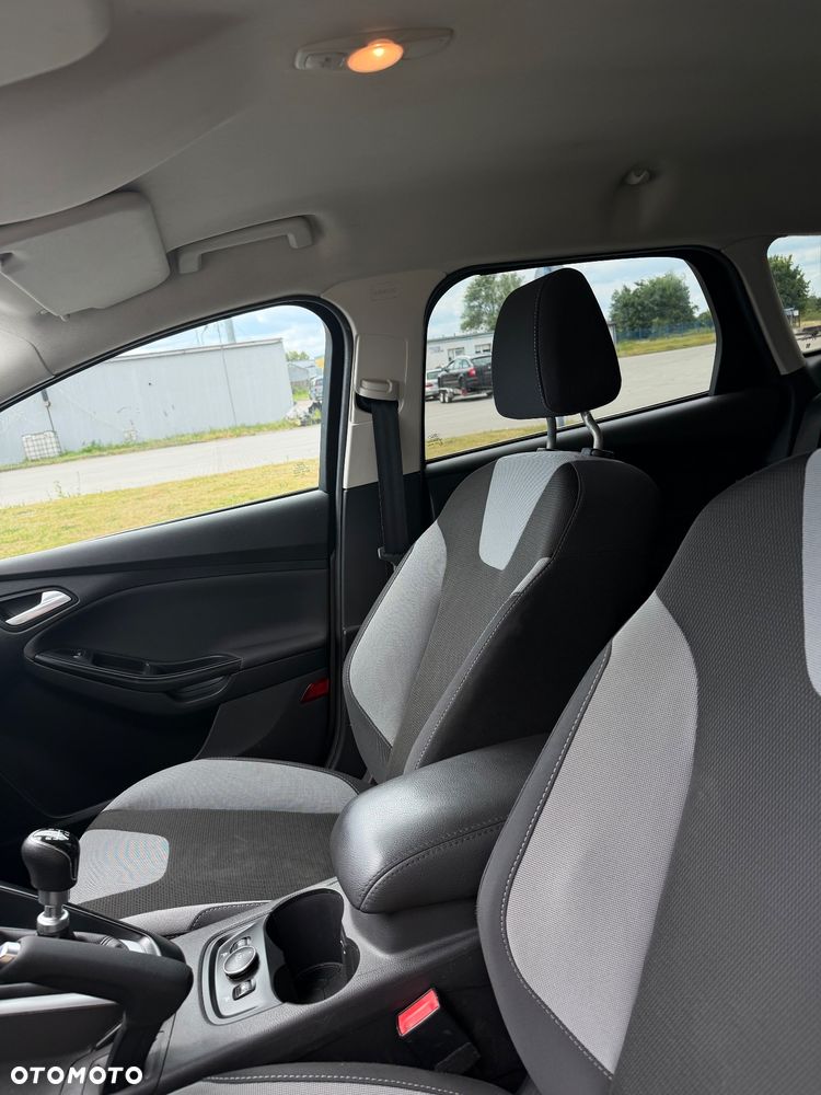 Ford Focus 1.0 EcoBoost Start-Stopp-System SYNC Edition - 34