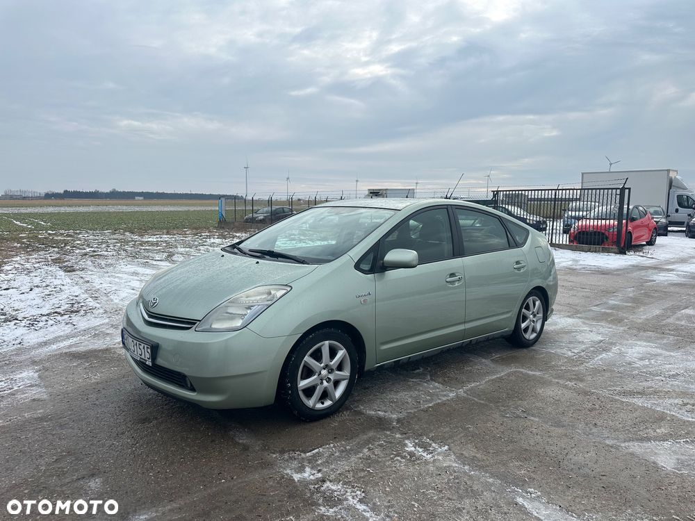 Toyota Prius 1.5 VVT-i Sol (nav) - 1