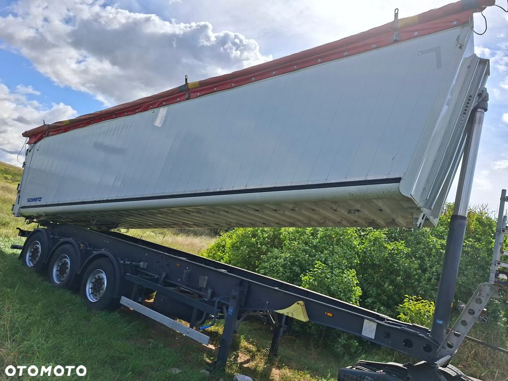 Schmitz Cargobull - 1