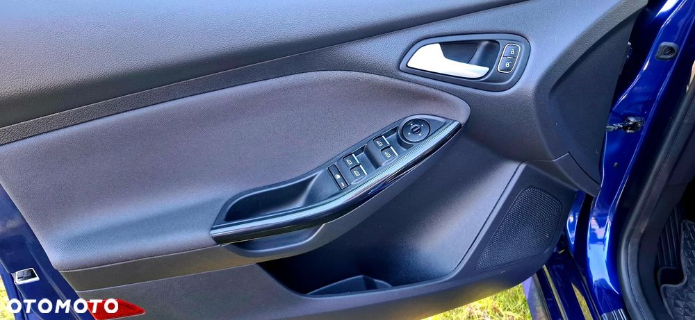 Ford Focus 1.5 EcoBoost STart-Stopp-System ST-LINE - 31