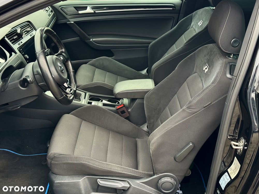 Volkswagen Golf R 4Motion (BlueMotion Technology) - 12