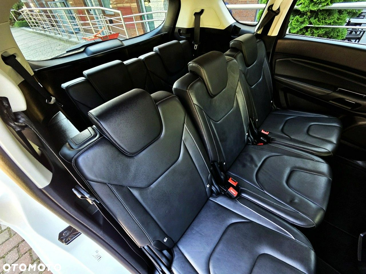 Ford S-Max - 35
