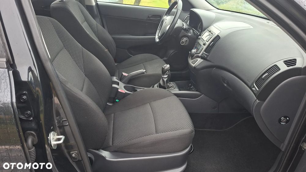 Hyundai i30 1.4 Blue Classic - 8