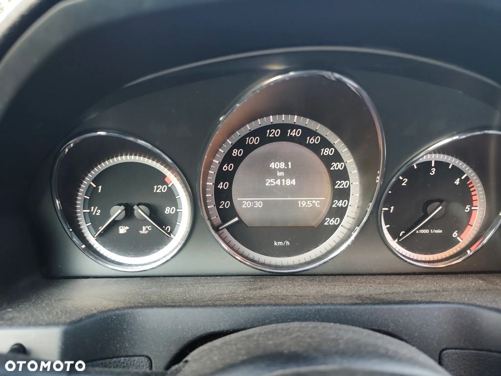 Mercedes-Benz Klasa C 200 CDI BlueEff Elegance - 15