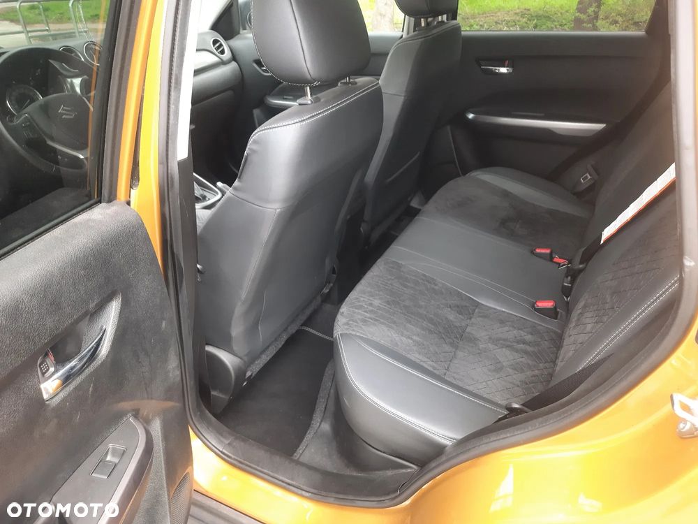 Suzuki Vitara 1.4 Boosterjet Premium 4WD - 18