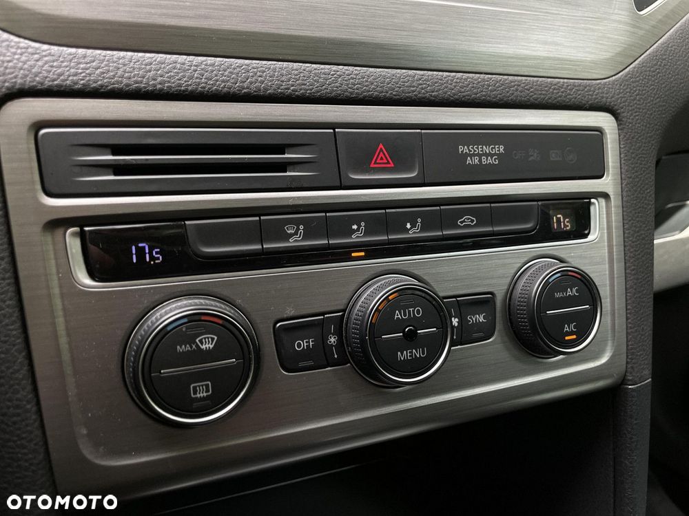 Volkswagen Golf Sportsvan - 31