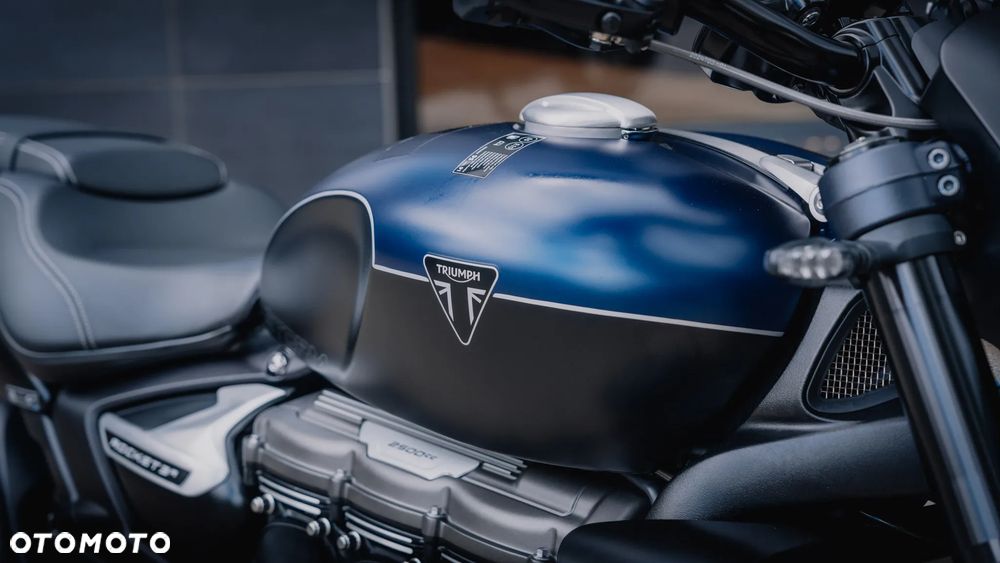 Triumph Rocket - 20