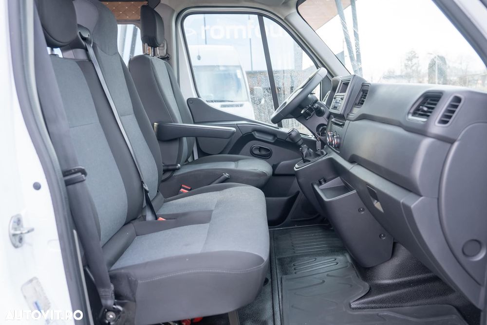 Renault Master 2.3 Blue dCi 165 TT Combi 3,5t L2H2 8+1 - 13