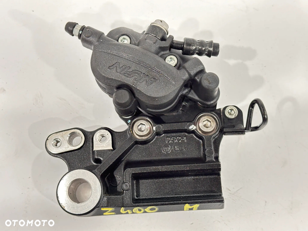 Zacisk tył  Kawasaki Z400 Z 400  18-24r