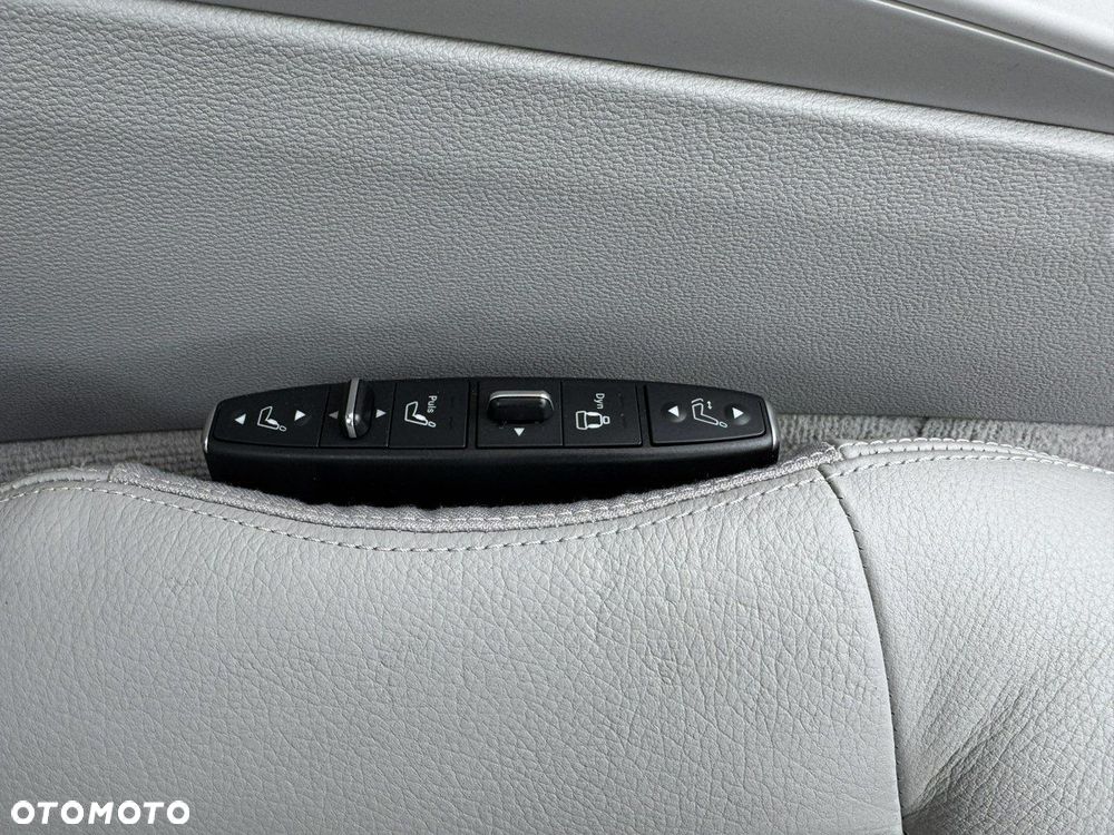 Mercedes-Benz Klasa E - 22