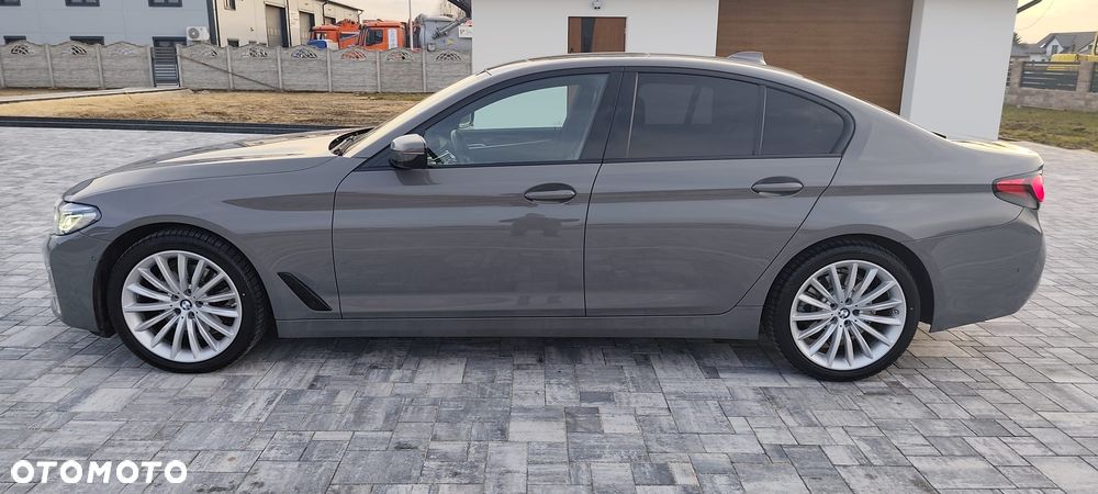 BMW Seria 5 520d Luxury Line - 6