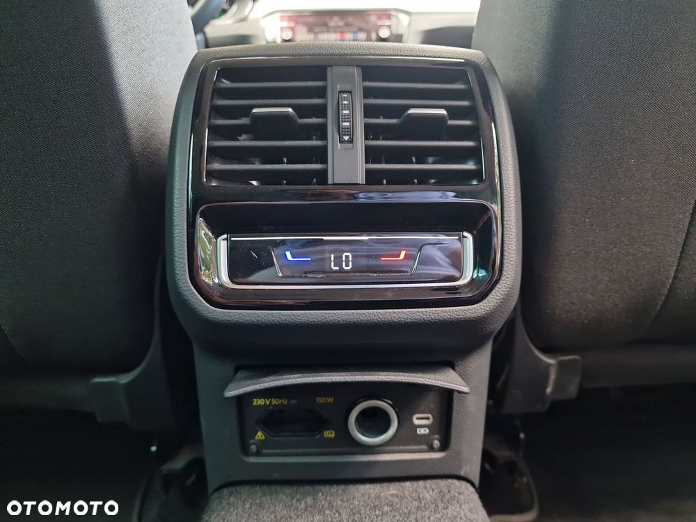 Volkswagen Passat - 26