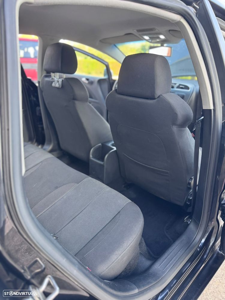 SEAT Leon 2.0 TDI FR - 11