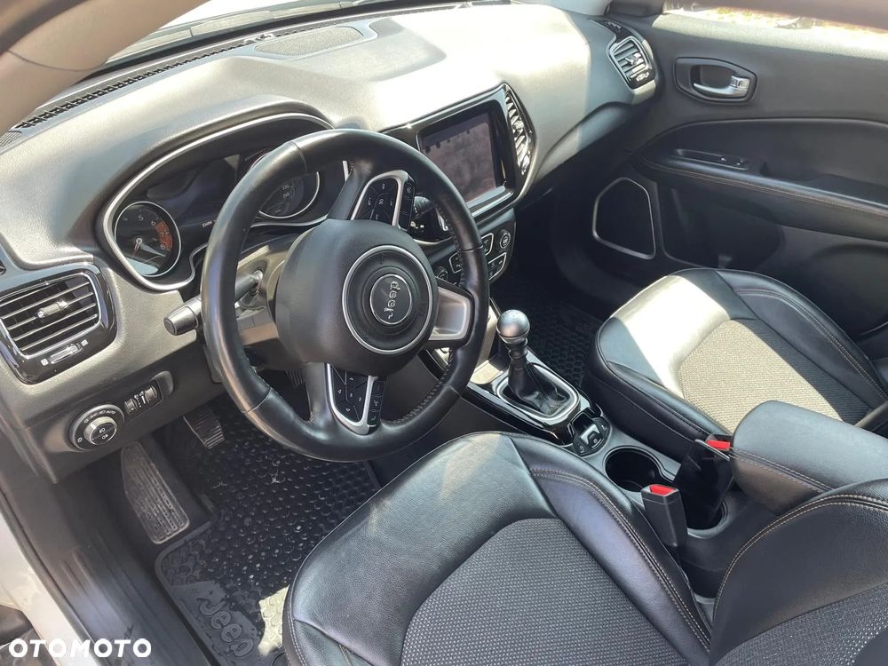 Jeep Compass 1.4 TMair Limited FWD S&S - 11