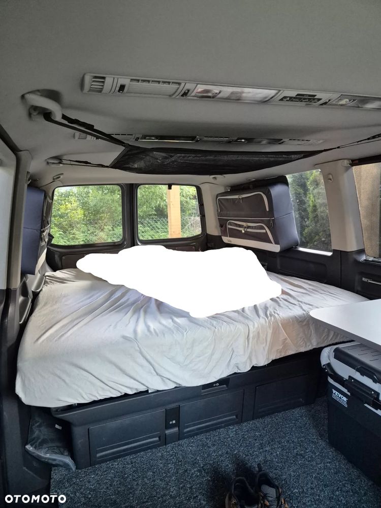 Volkswagen Transporter T6 TDI L2H1 - 15