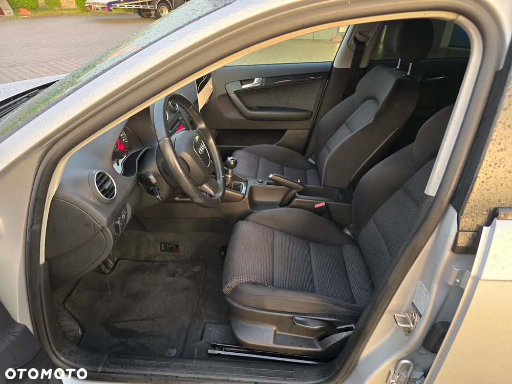 Audi A3 Sportback 1.4 TFSI Ambiente - 15