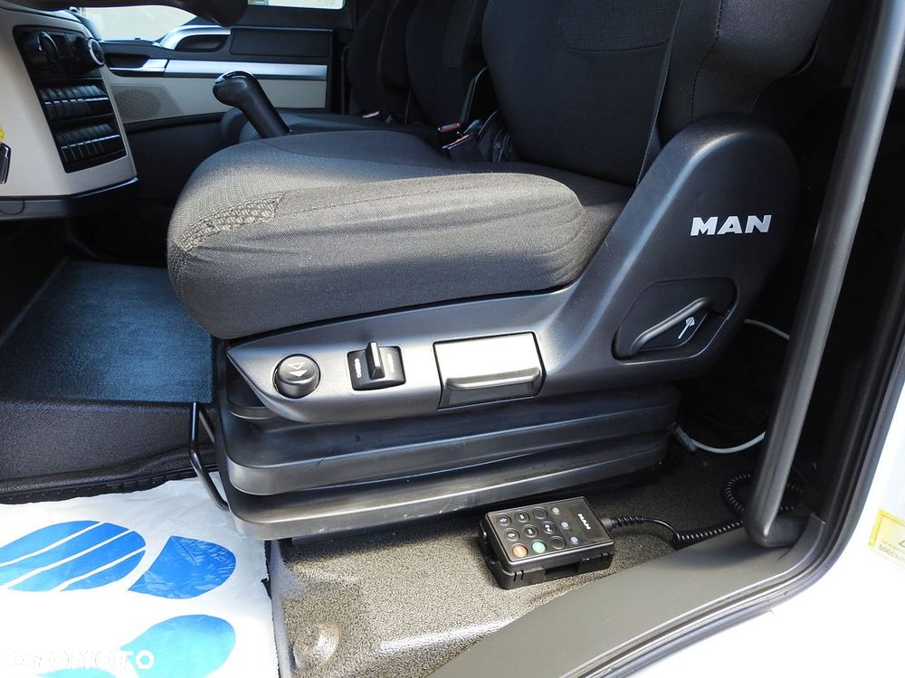 MAN TGL 10.180 KONTENER CHŁODNIA -20*C 11 PALET ZASILANIE 230V KLIMATYZACJA PNEUMATYKA BLIŹNIACZE KOŁA  180KM - 32