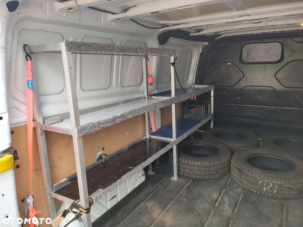 Ford Transit Custom - 14