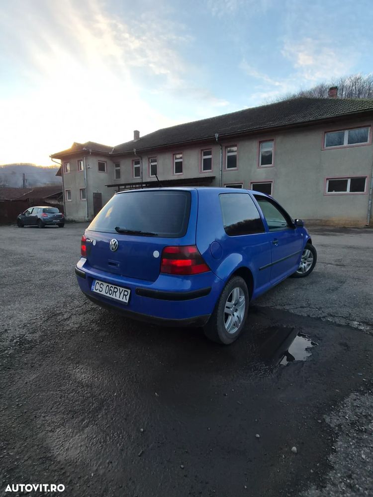Volkswagen Golf 1.4 Basis - 4