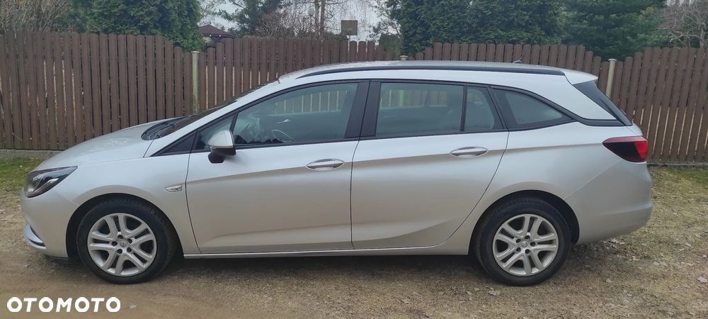 Opel Astra 1.6 CDTI Enjoy - 2