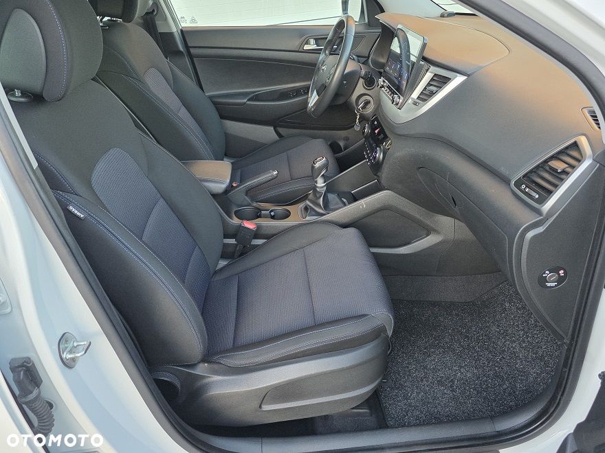 Hyundai Tucson 1.6 GDI BlueDrive Style 2WD - 21
