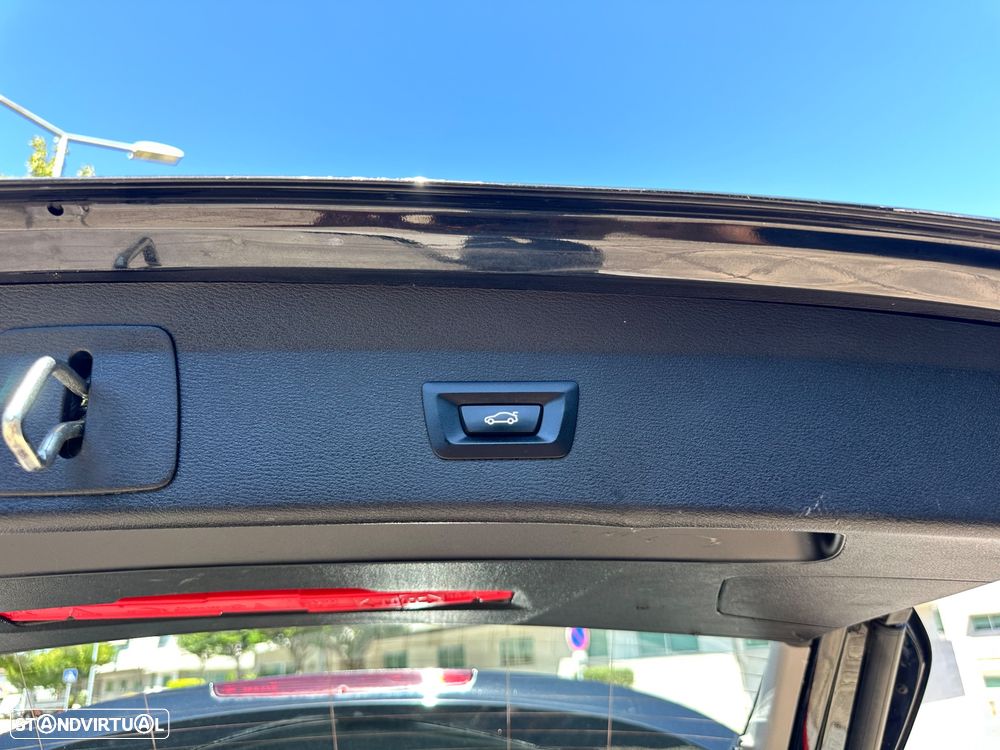 BMW X1 18 d sDrive Auto Advantage - 35