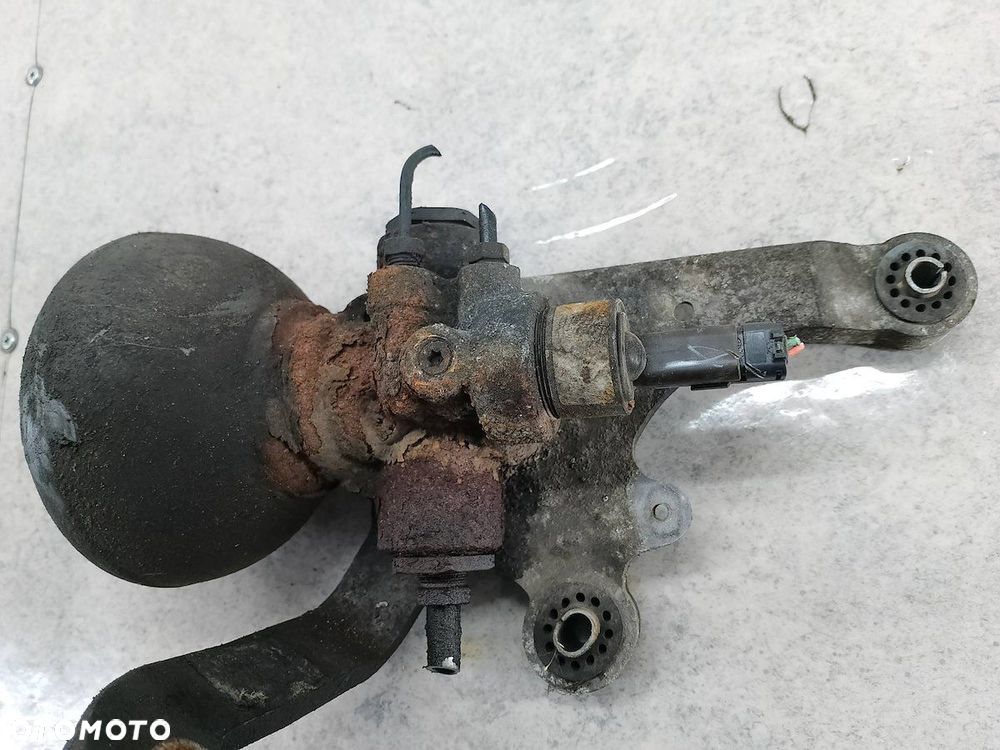 GRUSZKA, SFERA, RODZIELACZ ZAWIESZENIA  CITROEN C5 III 9655235680 2.0 HDI - 3