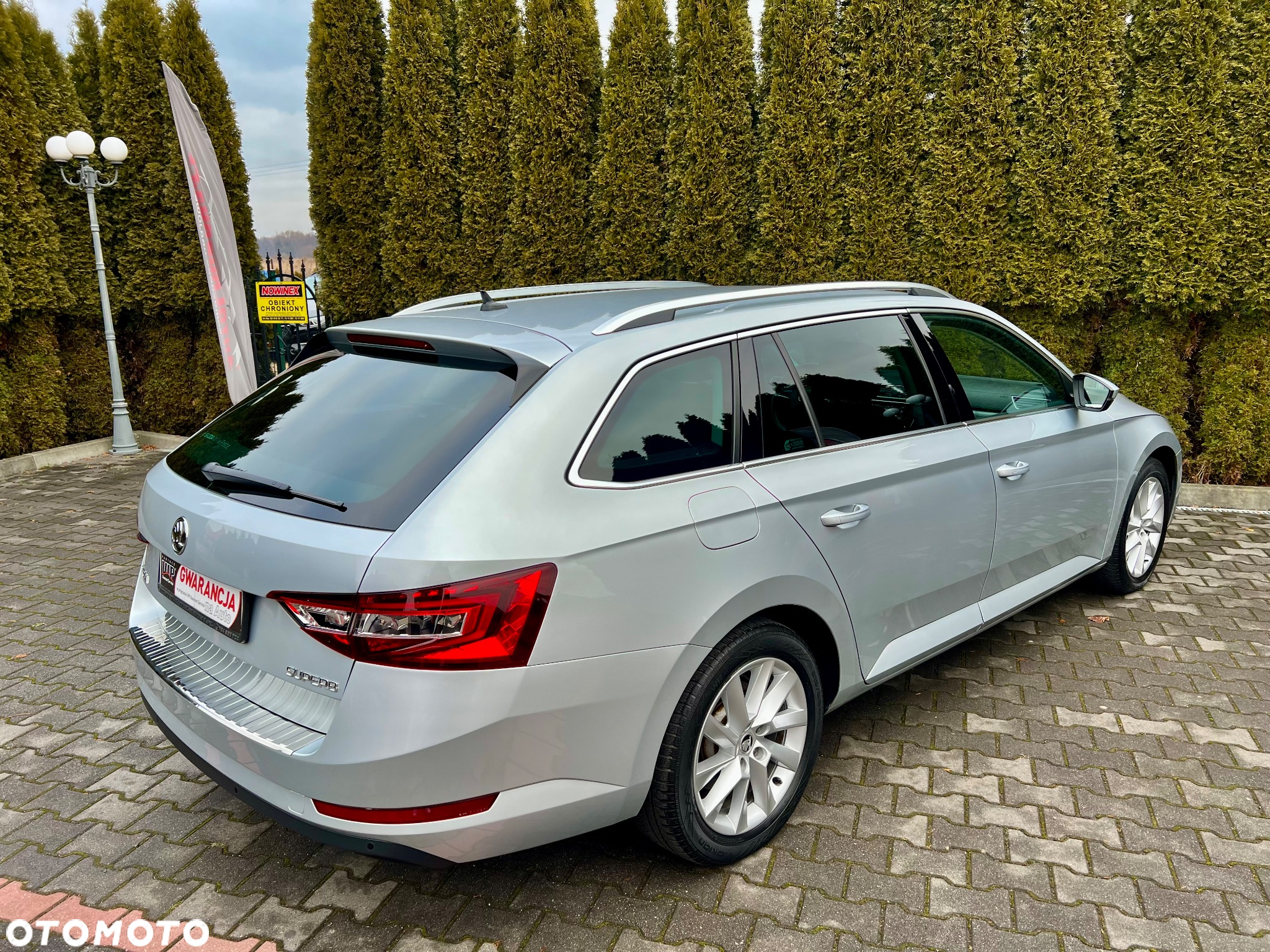 Skoda Superb 2.0 TDI Style DSG - 17