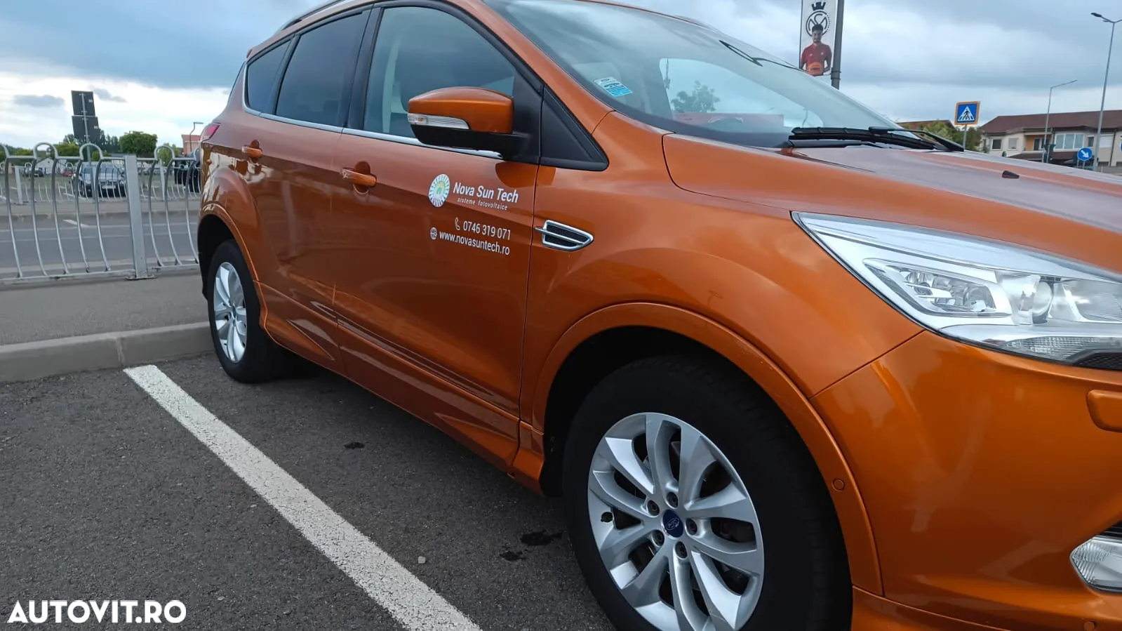 Ford Kuga 2.0 TDCi Powershift 4WD Titanium - 8