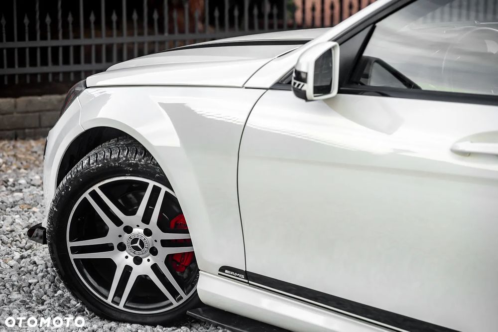 Mercedes-Benz Klasa C 200 T (BlueEFFICIENCY) 7G-TRONIC Elegance - 7