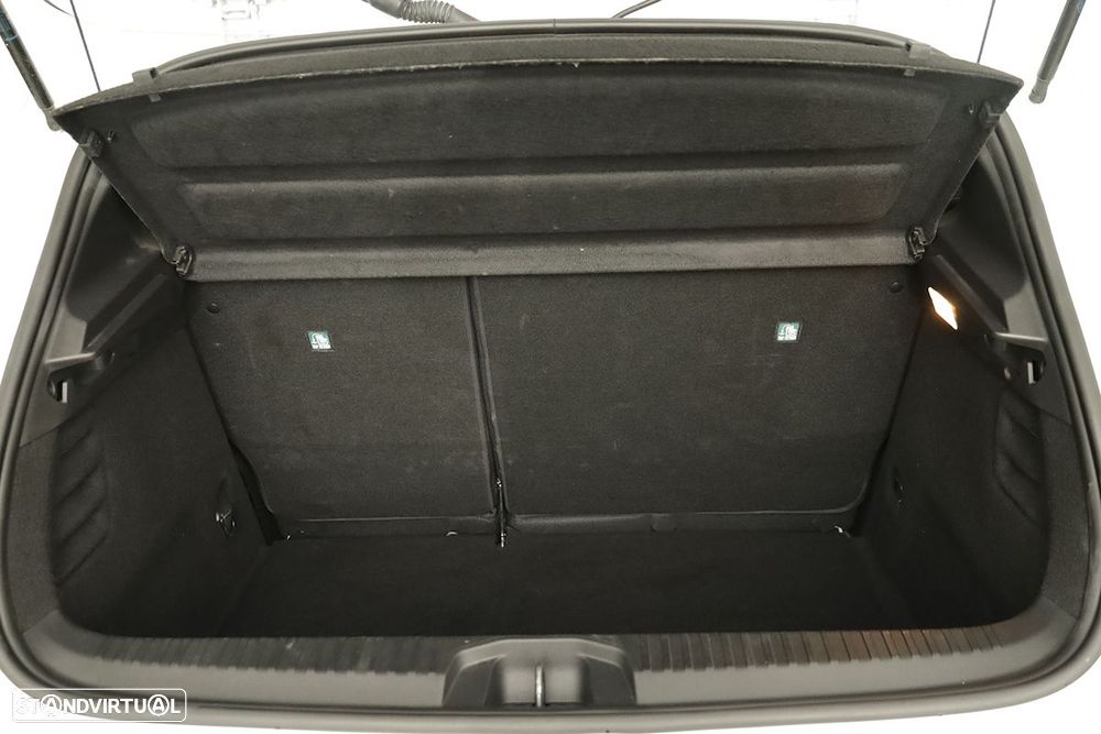 Renault Clio 1.0 TCe Evolution - 22