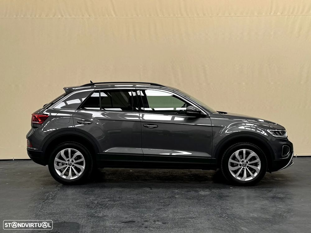 VW T-Roc 1.0 TSI Urban - 17