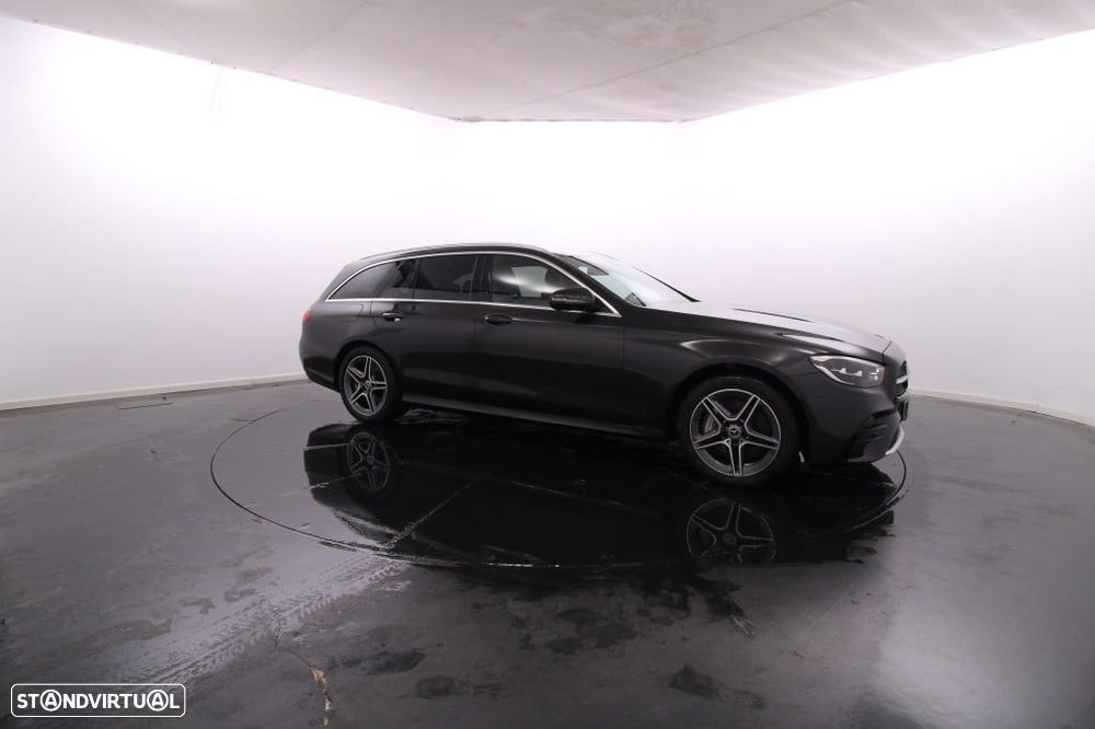 Mercedes-Benz E 300 de AMG Line - 11