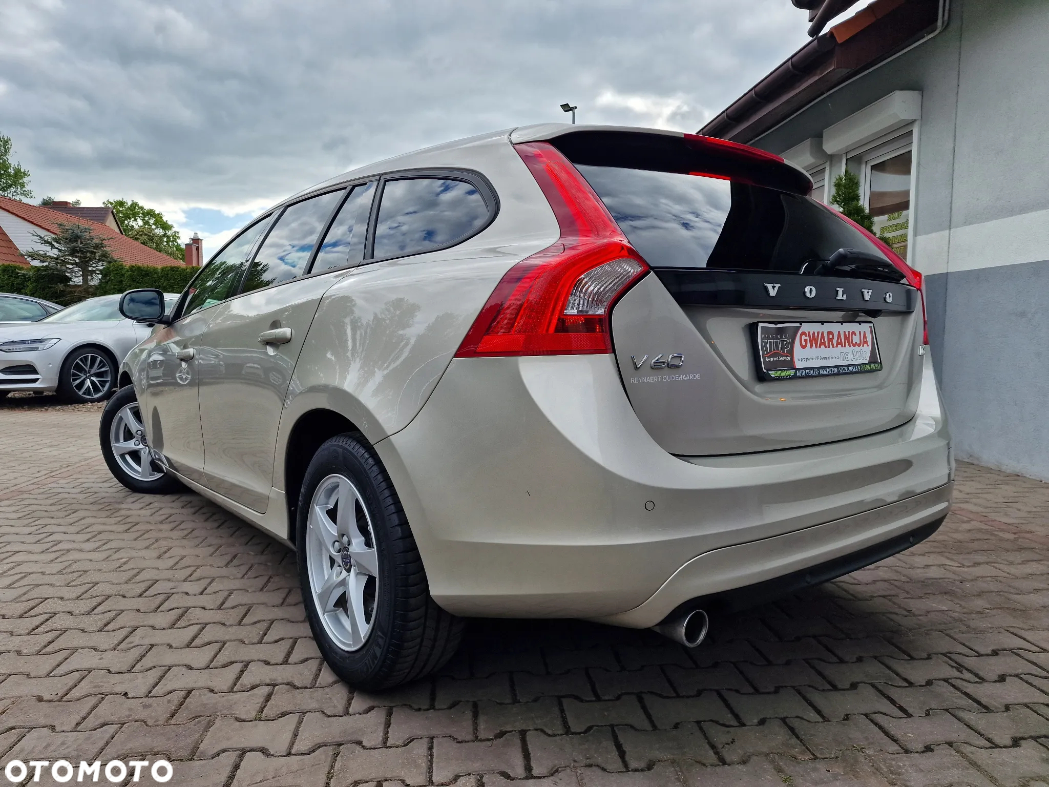 Volvo V60 D2 Geartronic Momentum - 7