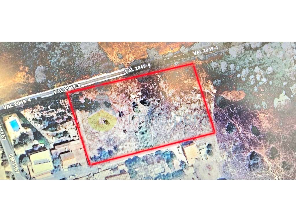 Terreno Urbano com viabilidade de construção até 3 Moradias com exc... - Grande imagem: 2/11