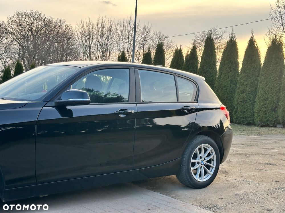 BMW Seria 1 116i - 3