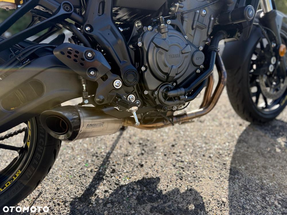 Yamaha MT - 17
