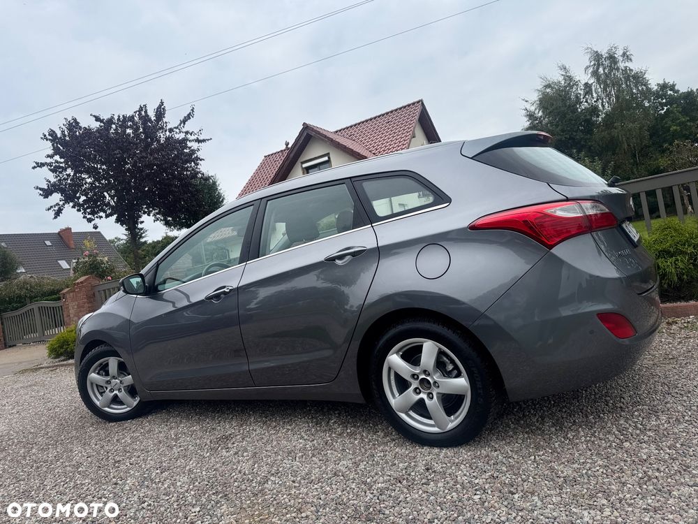 Hyundai i30 1.6 CRDi BlueDrive Classic - 23
