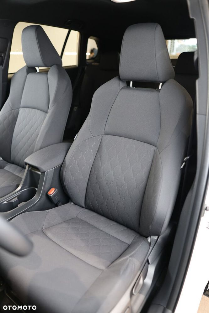 Toyota Corolla Cross - 8