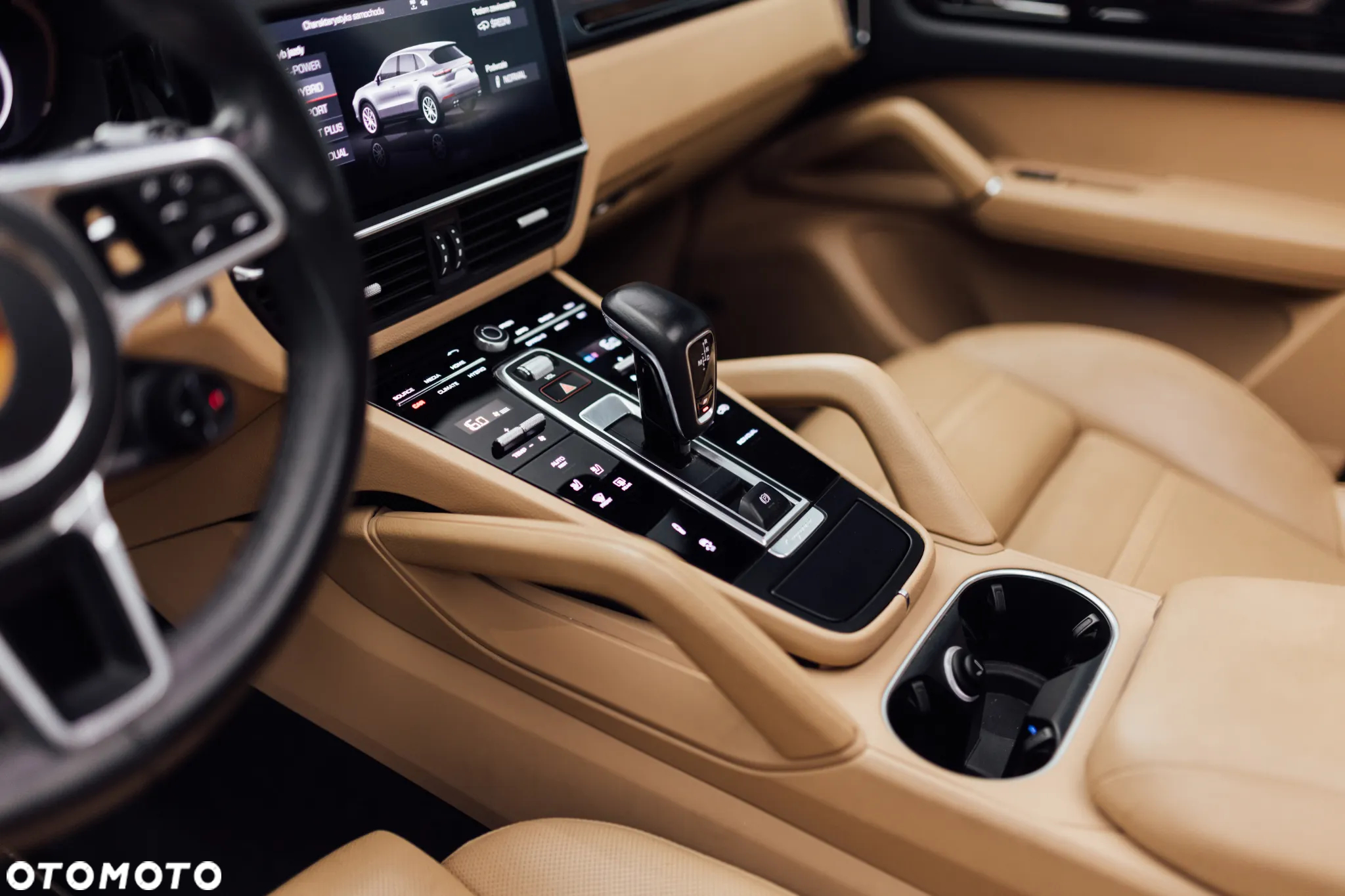 Porsche Cayenne E-Hybrid - 24