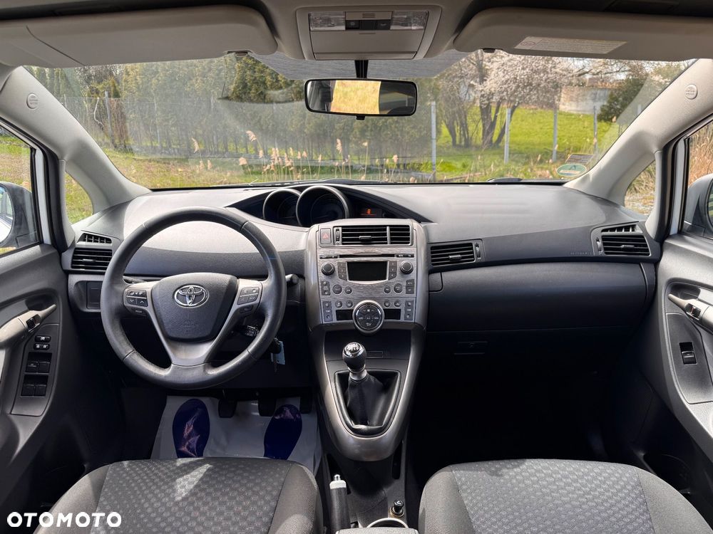 Toyota Verso 1.6 7-Sitzer Life - 32