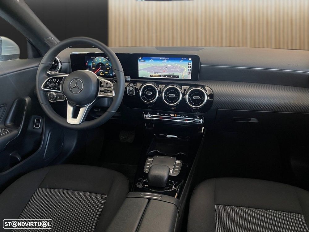 Mercedes-Benz CLA 180 d - 2