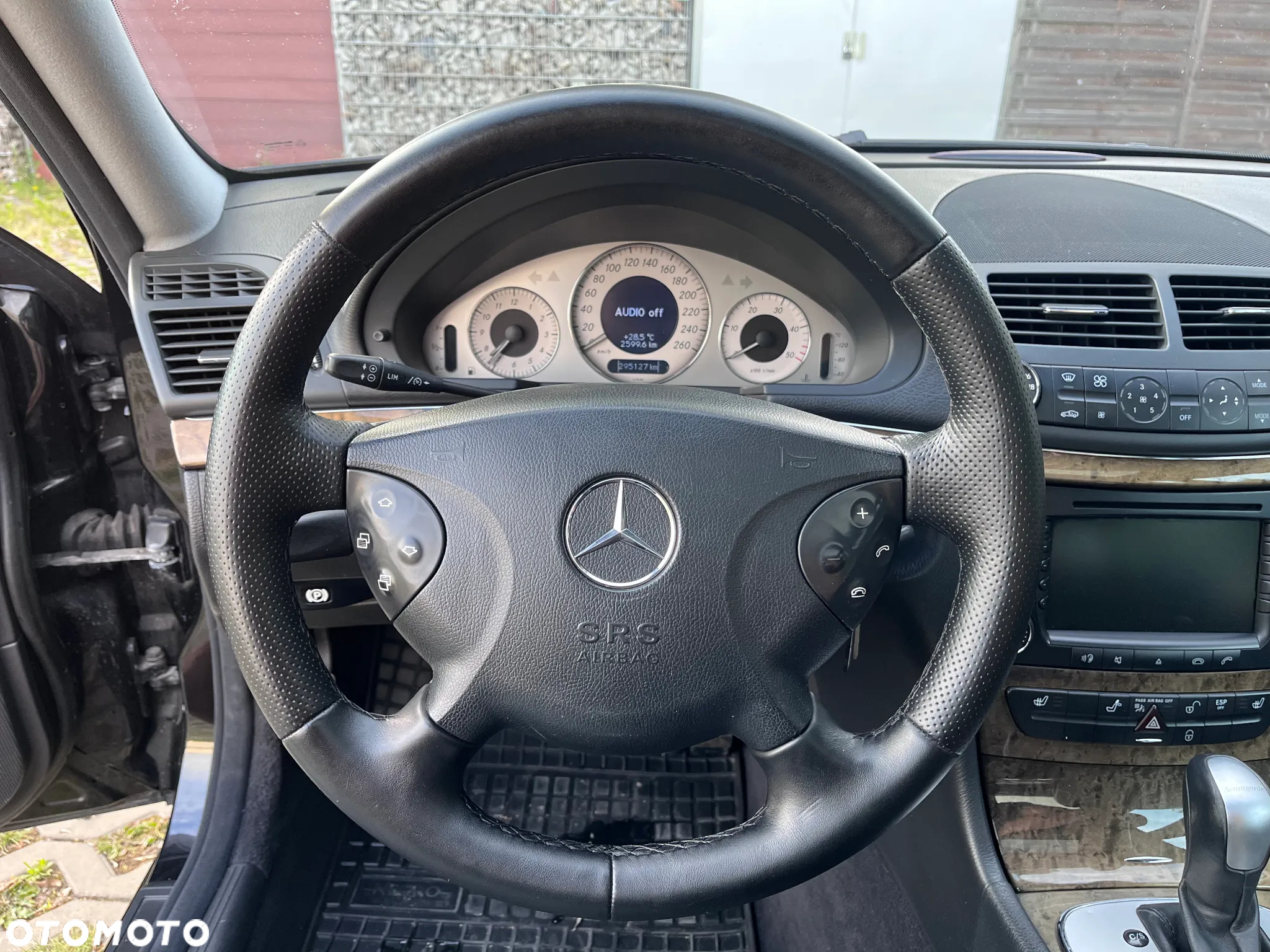 Mercedes-Benz Klasa E - 12
