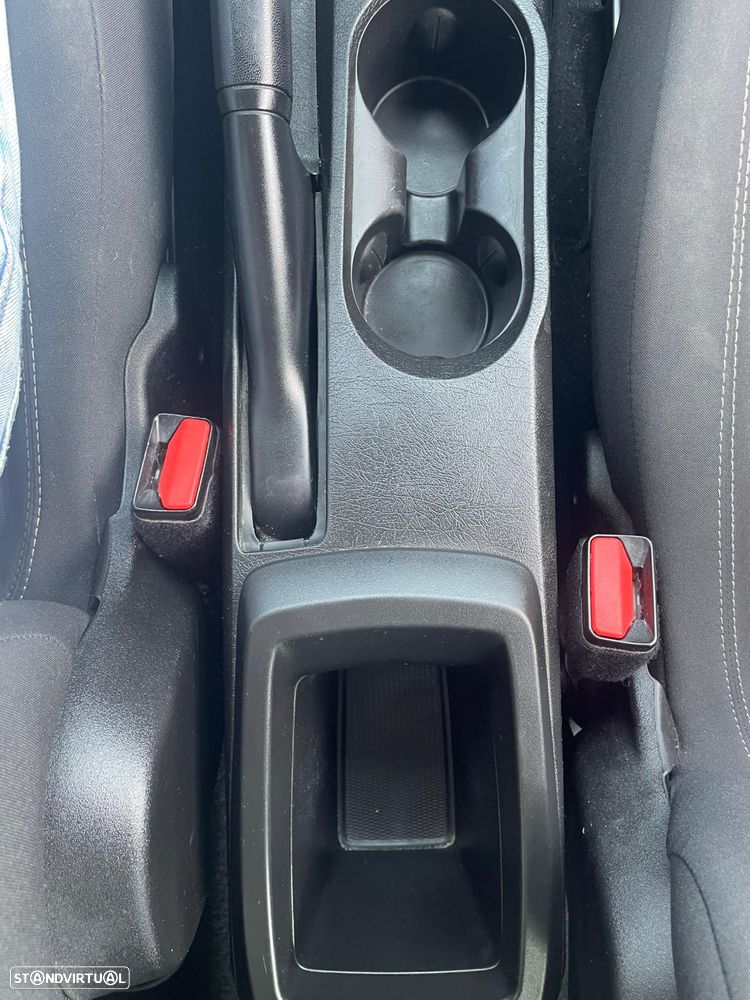 Fiat Tipo Station Wagon 1.6 M-Jet Lounge - 25