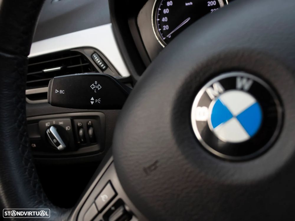 BMW X1 16 d sDrive - 23
