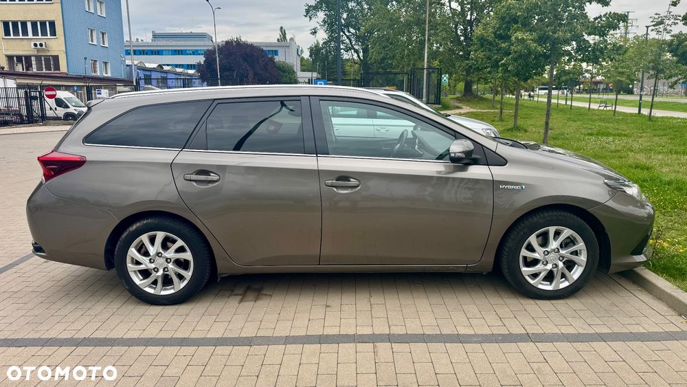 Toyota Auris Hybrid 135 Comfort - 6