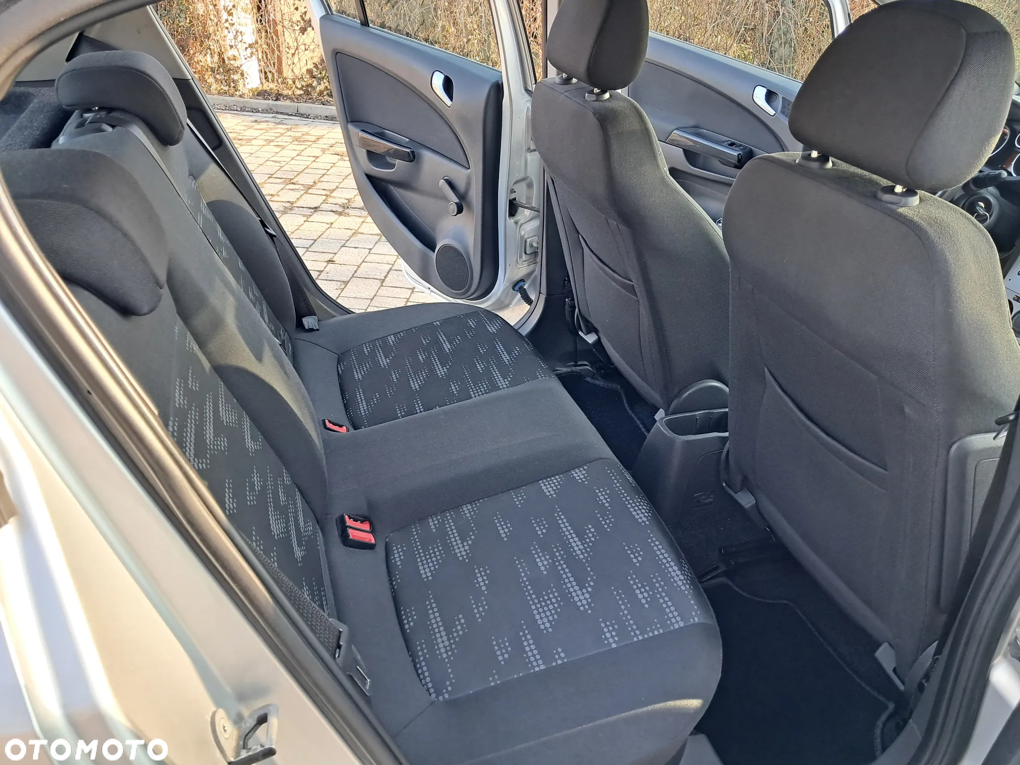 Opel Corsa 1.2 16V (ecoFLEX) Edition - 12