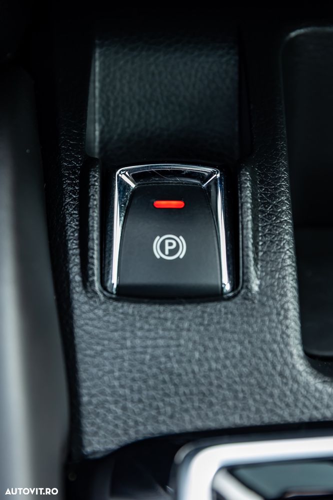 Nissan Qashqai 1.6 DCI Start/Stop X-TRONIC Tekna - 28